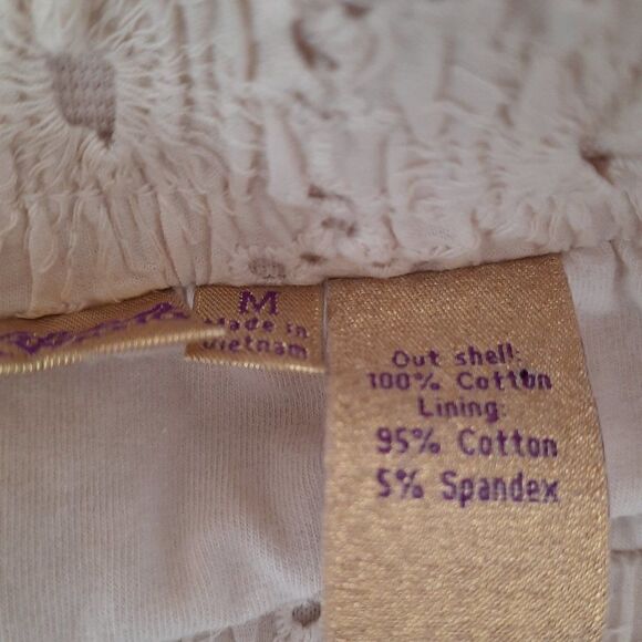 Vera Wang Shorts size M‎ - Picture 4 of 9